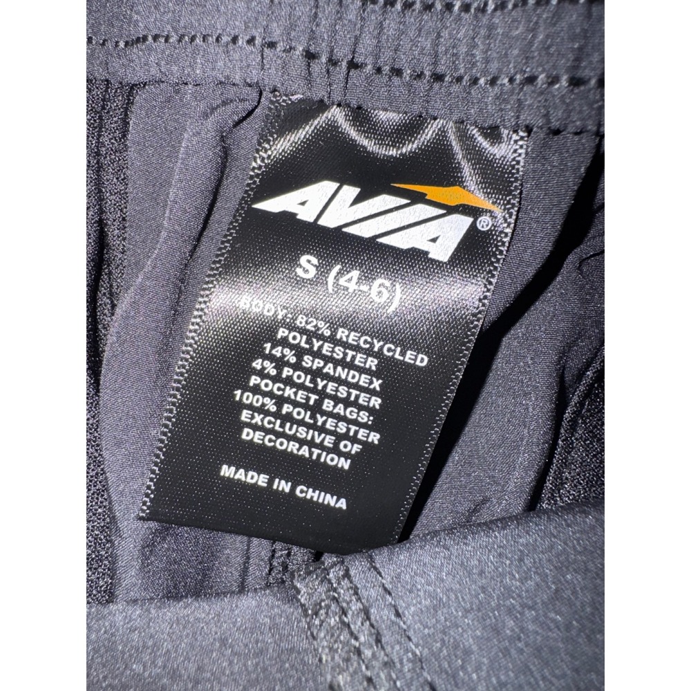 Avia Womens Trouser Shorts Lot of 2 Khaki Safari Black Size S Stretch Pockets - Picture 3 of 6